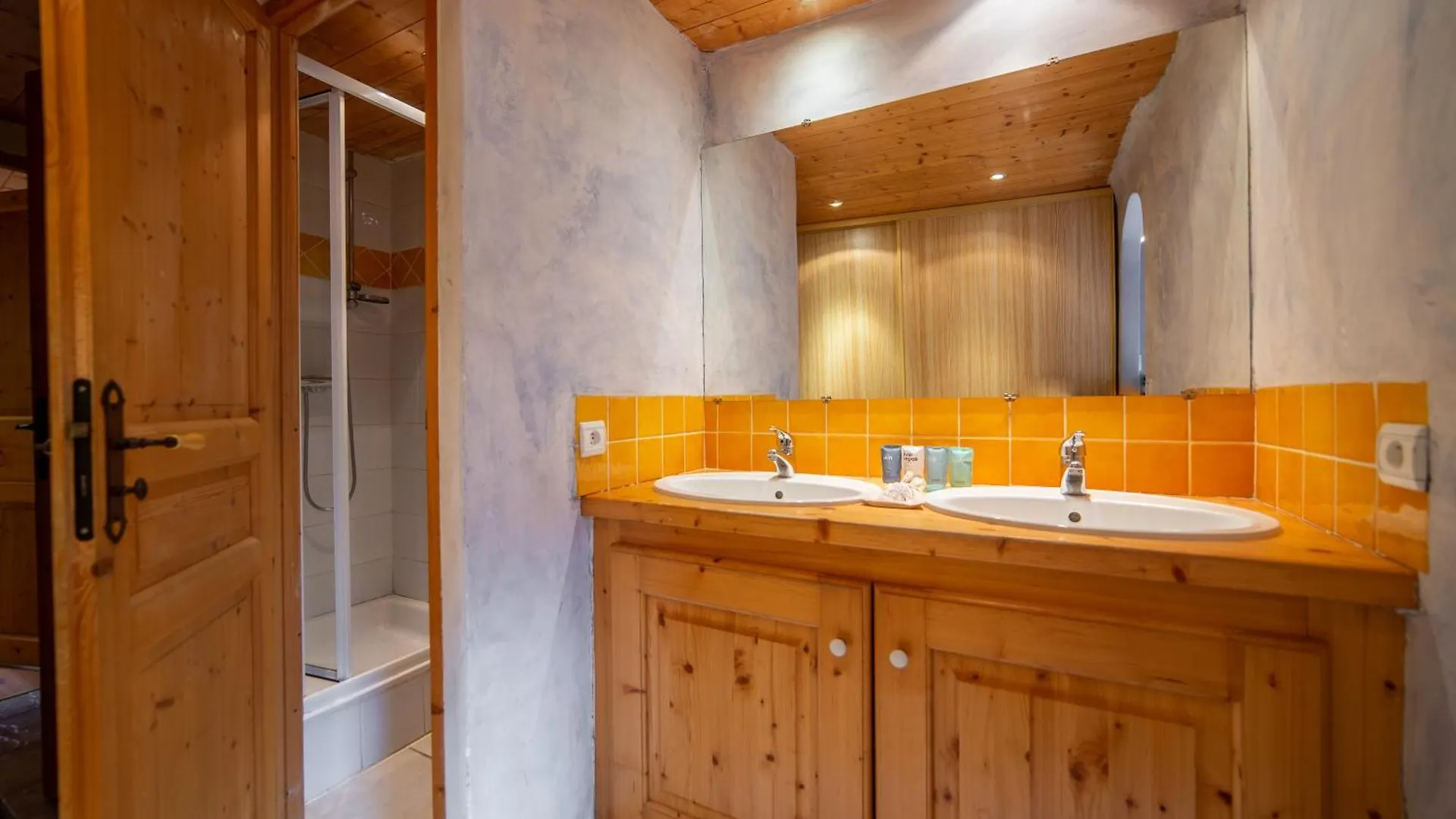 Villa Le Saint Bernard La Plagne Chalet